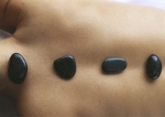 Massagesteine Hot Stones zur Wellnessbehandlung